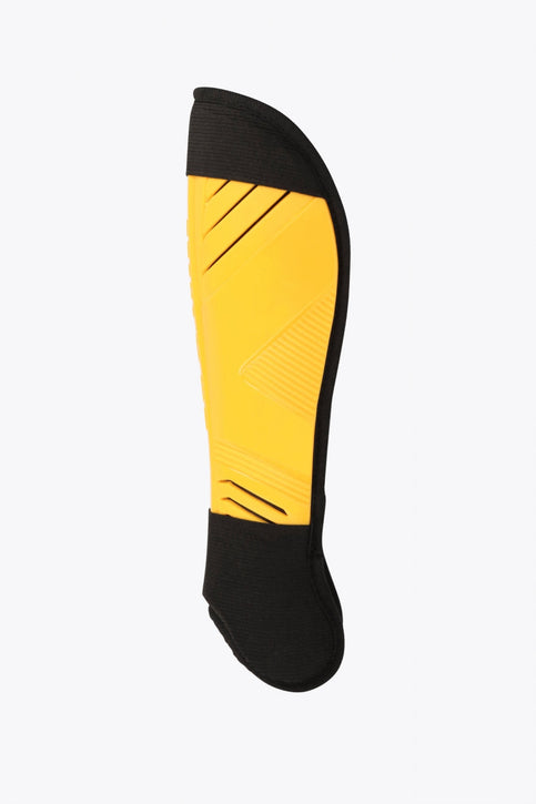 Osaka Hockey Shinguard | Honey Comb Osaka pro Shinguard honey comb with logo. front view