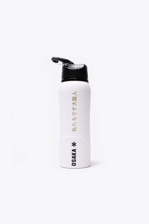 Osaka Kuro Aluminium Waterbottle | White-Black Osaka Kuro aluminium water bottle in white with logo in black. Front view