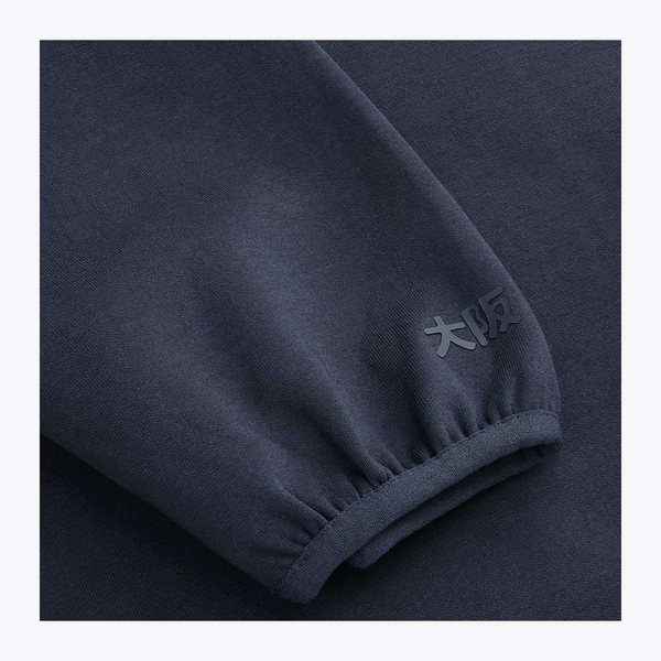 Navy knit sweater sleeve cuff with ribbed hem and seam detail #Navy