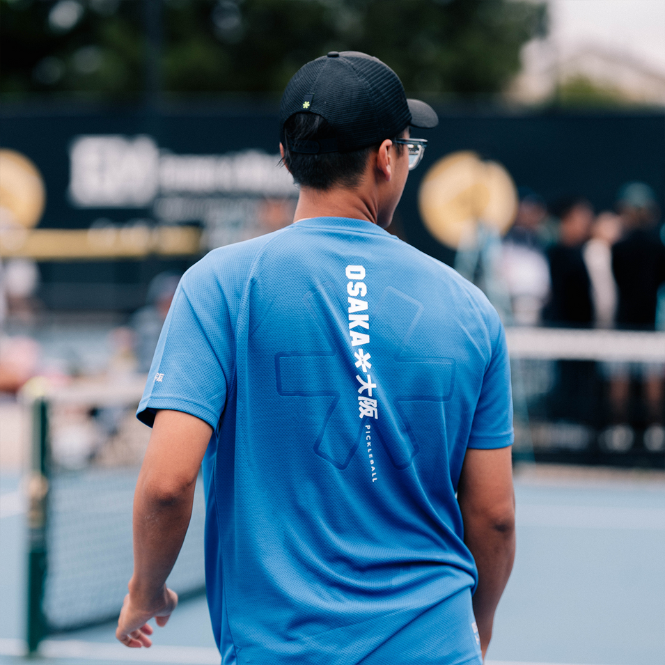 OSAKA Pickleball Athlete Ninh Nguyen walking onto the court