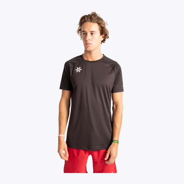 Osaka Men Training #Black | front of model