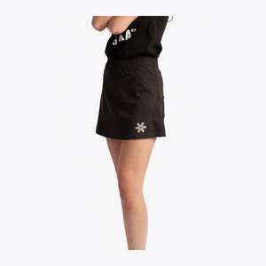 Osaka Women Training Skort #Black | image of model from the right
